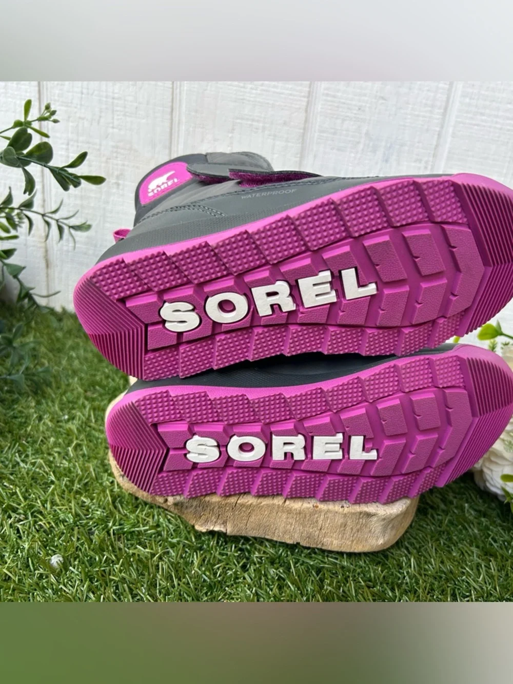 Sorel Kids Waterproof Strap Snow Boots - Gray & purple size 12toddler girls new
